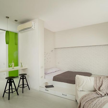 White Attic Apartment 敖德萨 外观 照片