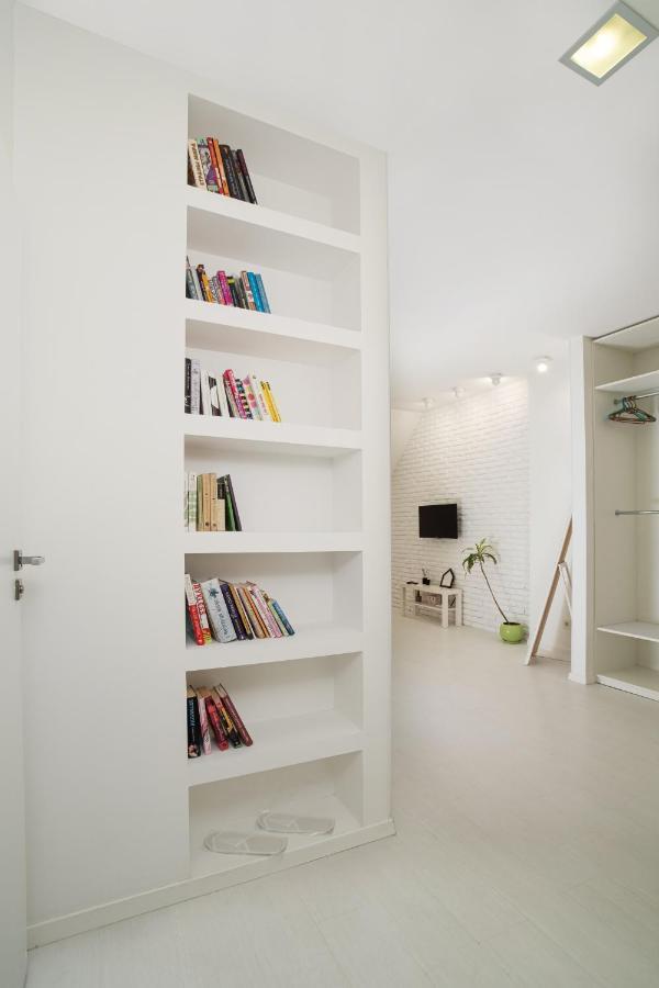 White Attic Apartment 敖德萨 外观 照片